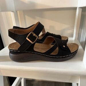 Women's Black Buckle Sandals NWOT